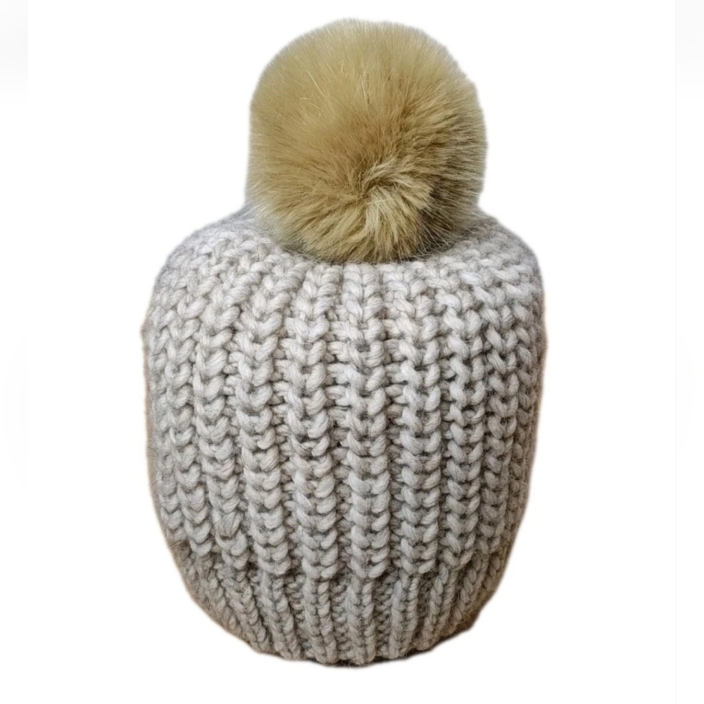Hallhuber Pom Pom Beanie Italian Alpaca Wool Cable Knit Oatmeal Winter Holiday